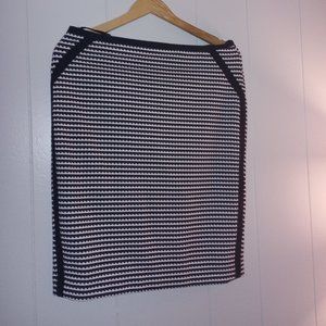 Nine West Black and White Pencil Skirt- Size 8